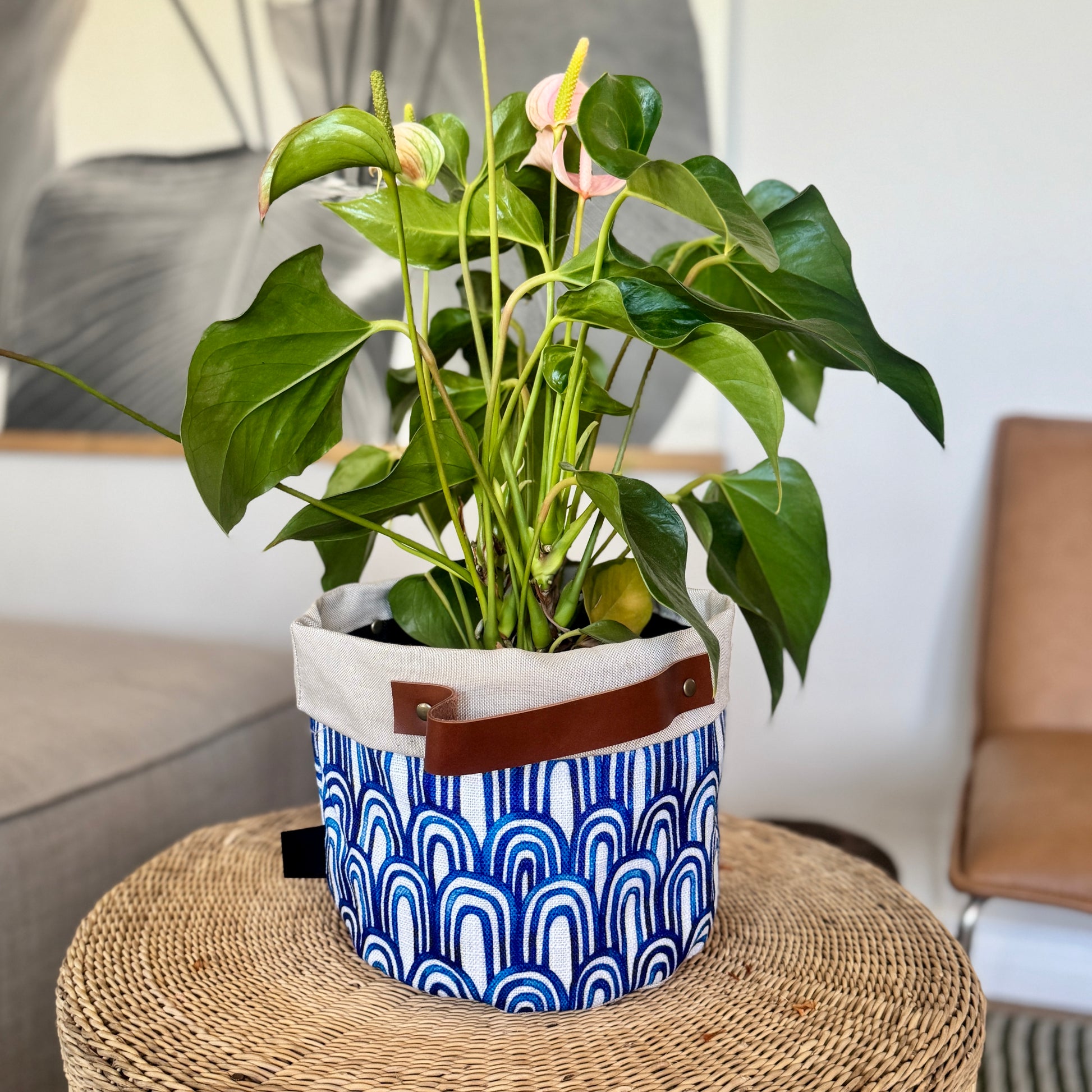 Soft Pot with Leather Handles - Blue Arch
