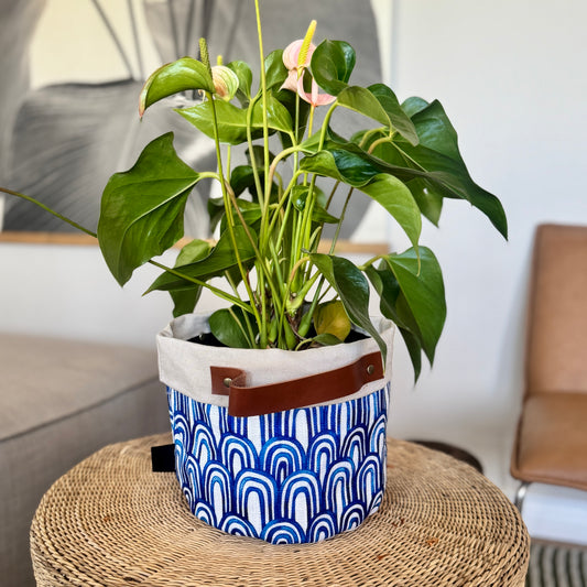 Soft Pot with Leather Handles - Blue Arch