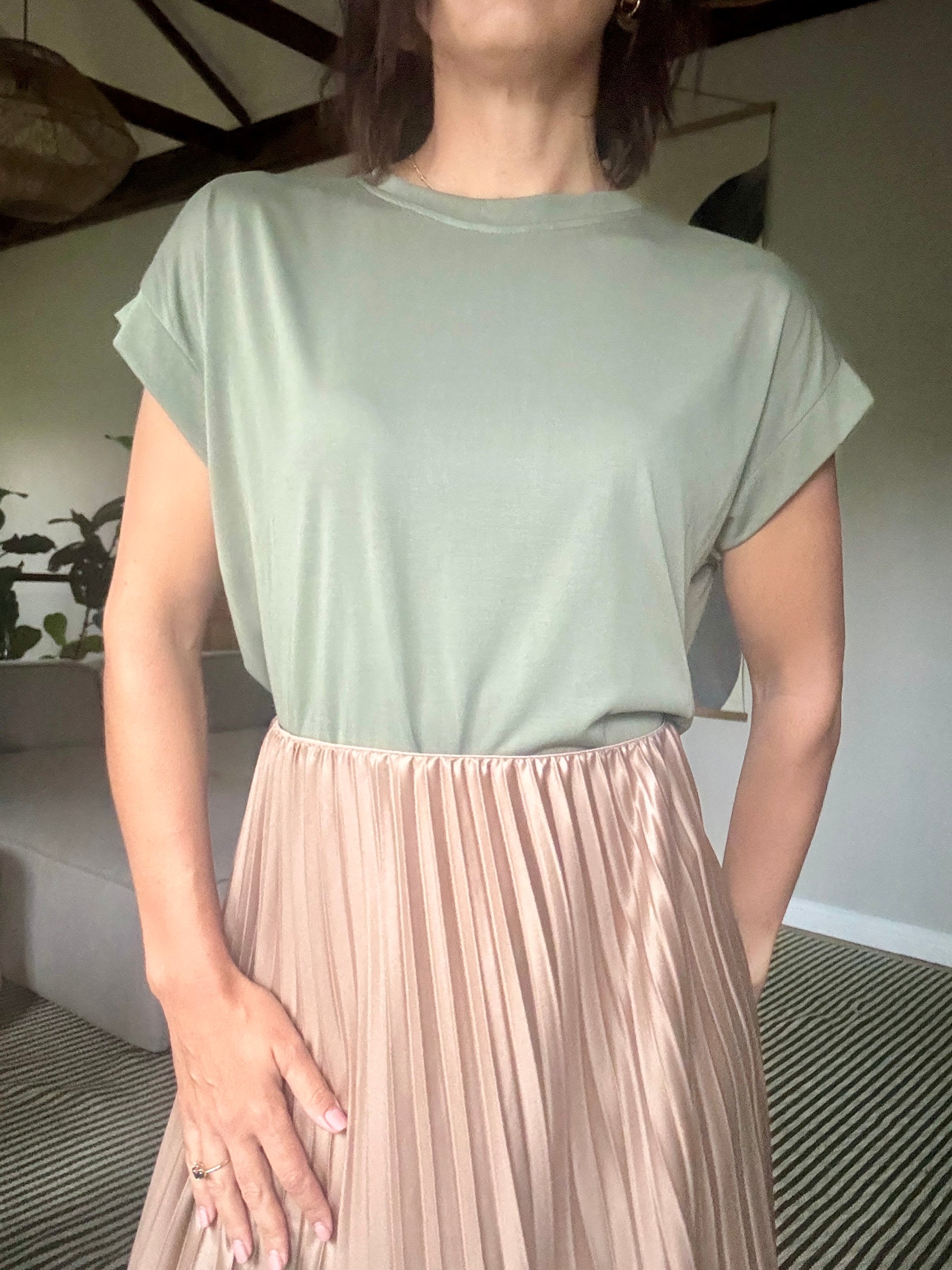 Sleeveless T-Shirt