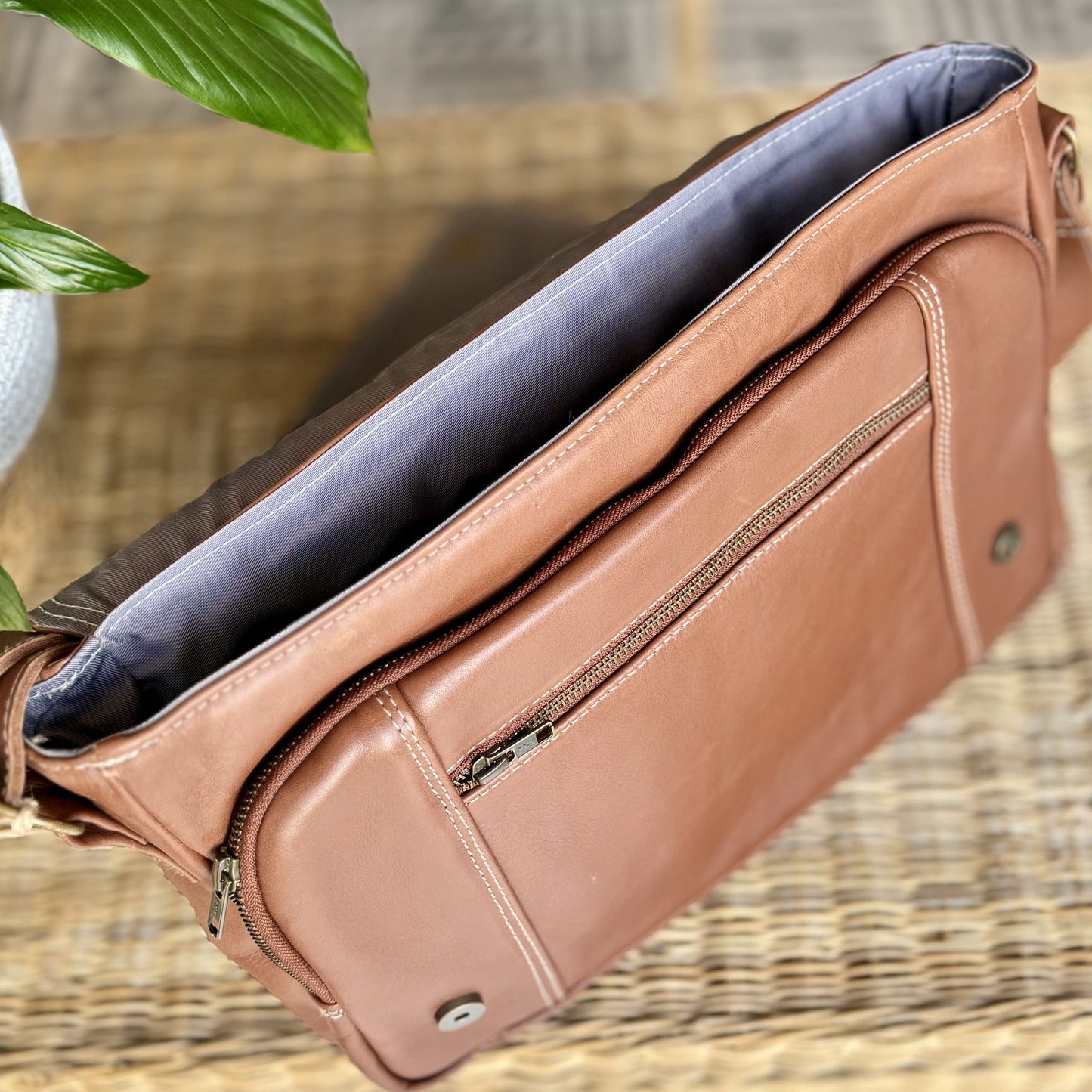 Leather Laptop Bag - Christopher - iszi ONLINE