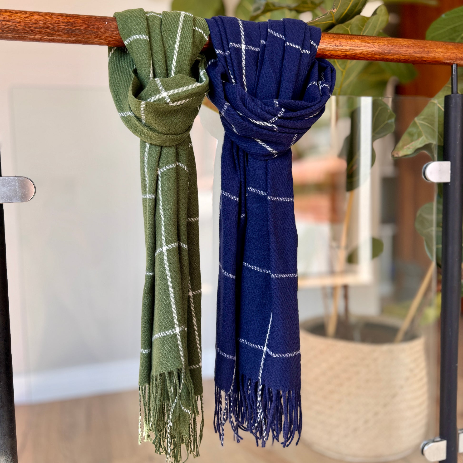 Cozy Large Check Scarf - iszi ONLINE