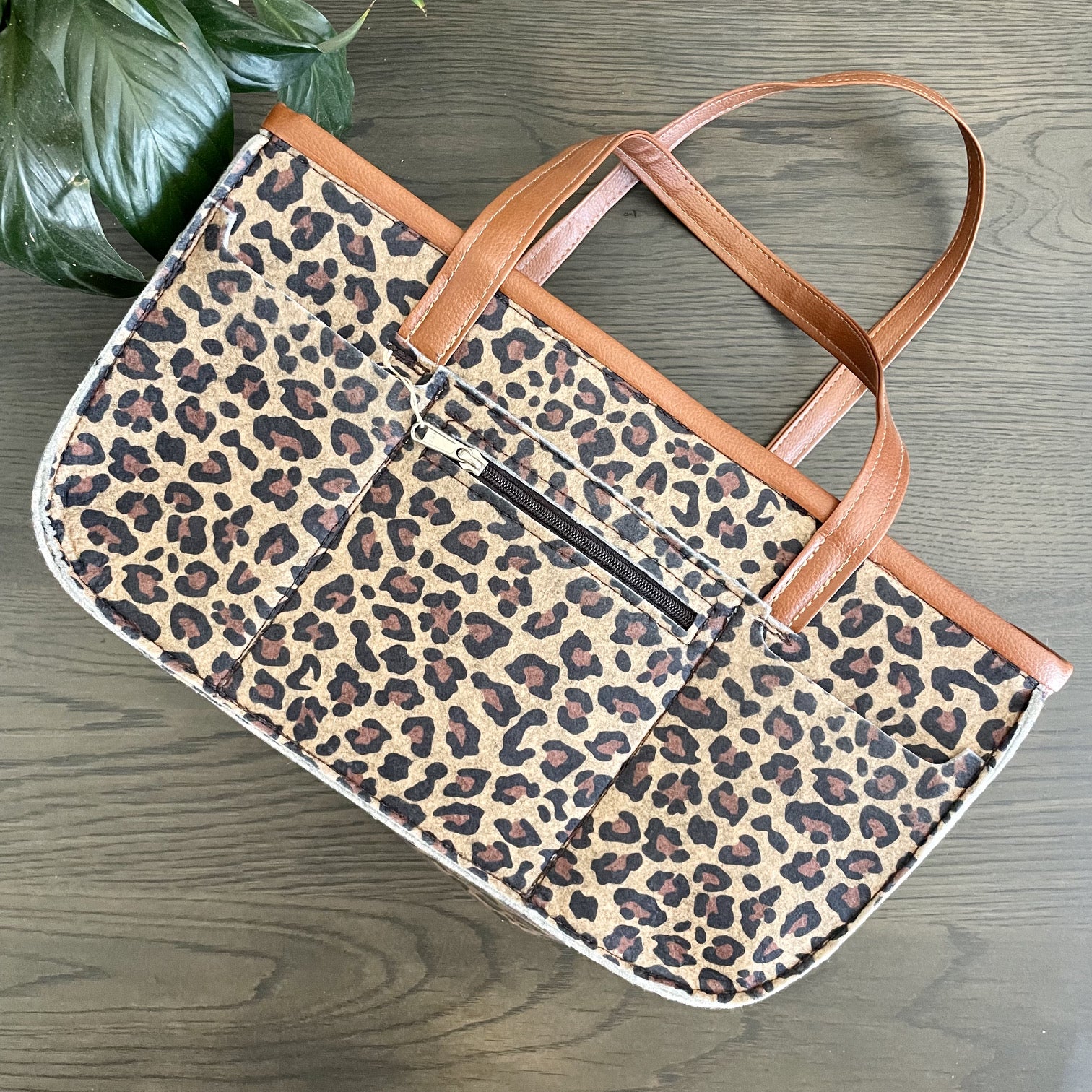 Leopard Print Velt Picnic Bag
