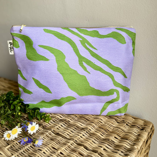 Aardwolf Dazzle Toiletry Bag