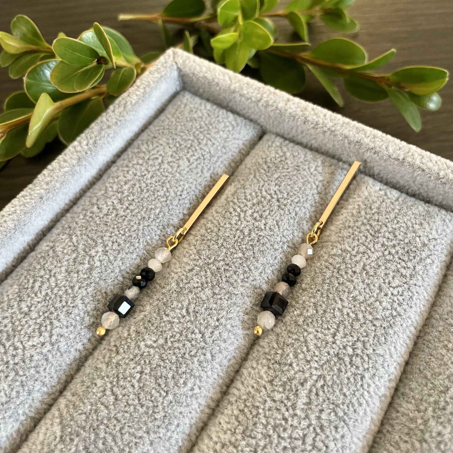 Black and White Beaded Dangling Earrings - iszi ONLINE