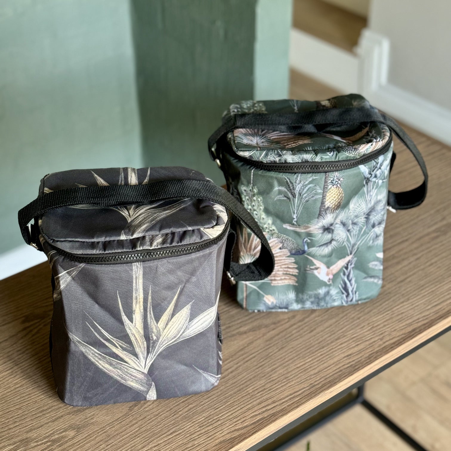 Tall Cooler Bag Exotic Zanana and Stretzia