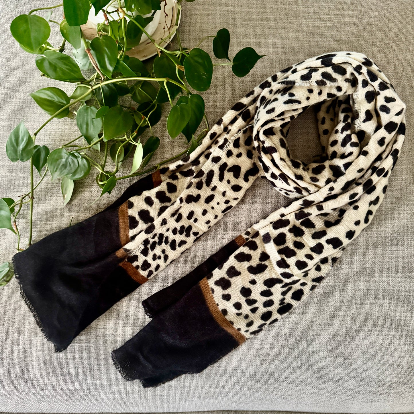 Leo Safari Scarf