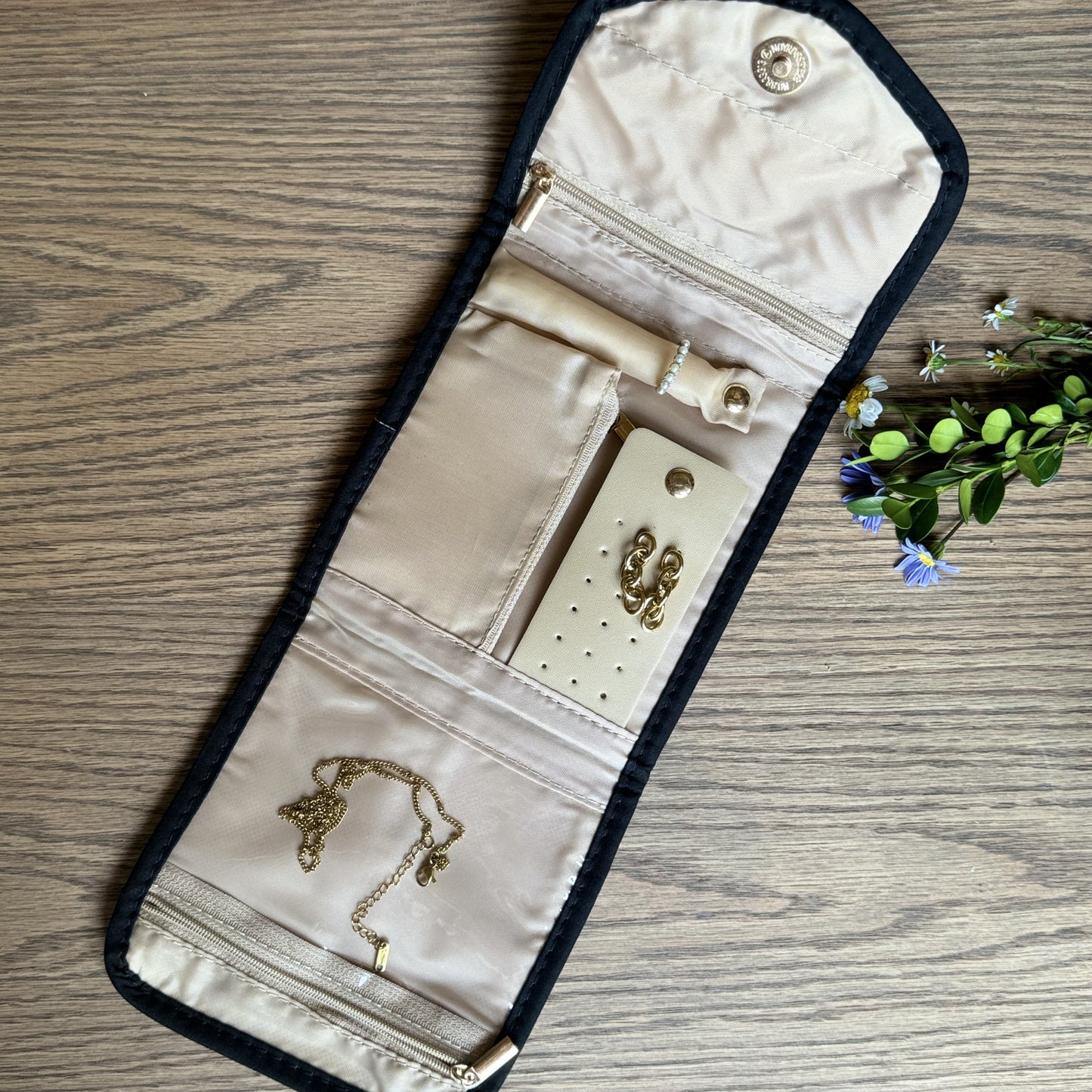Black Jewellery Pouch - iszi ONLINE