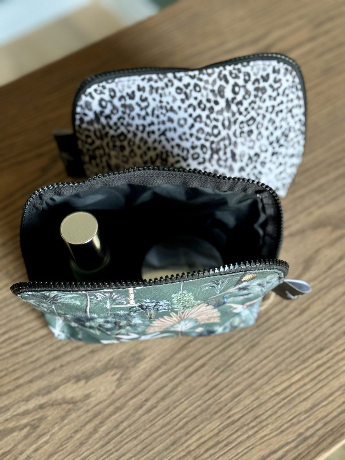Cosmetic Pouch - iszi ONLINE
