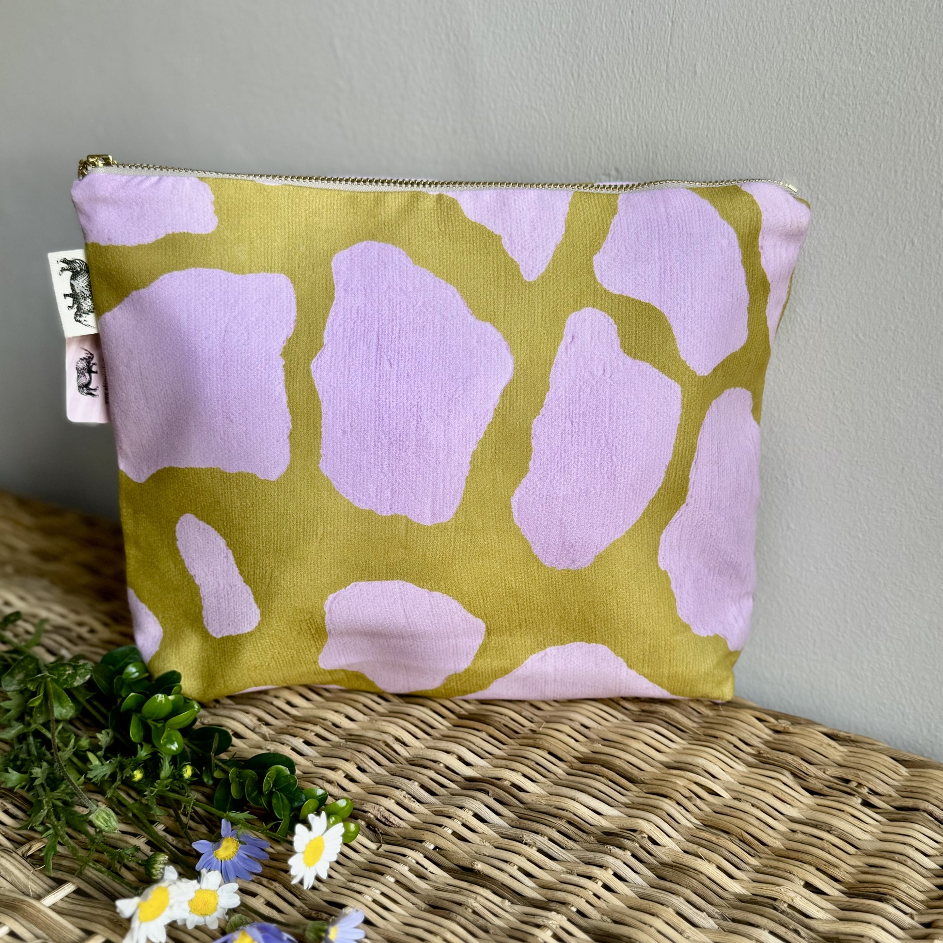 Giraffe Dazzle Toiletry Bag