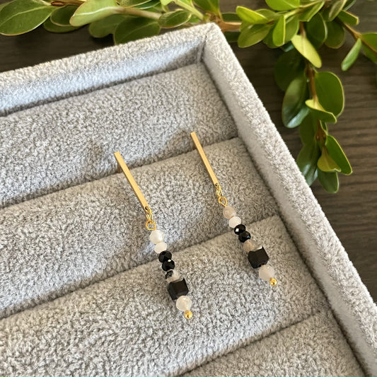 Black and White Beaded Dangling Earrings - iszi ONLINE