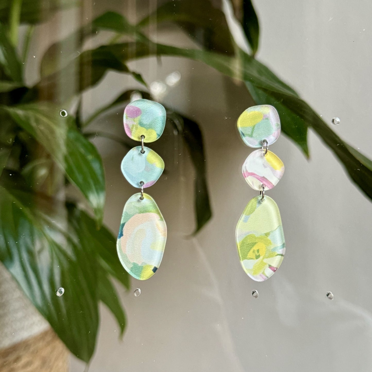 Dangling Earrings Three Stones - iszi ONLINE