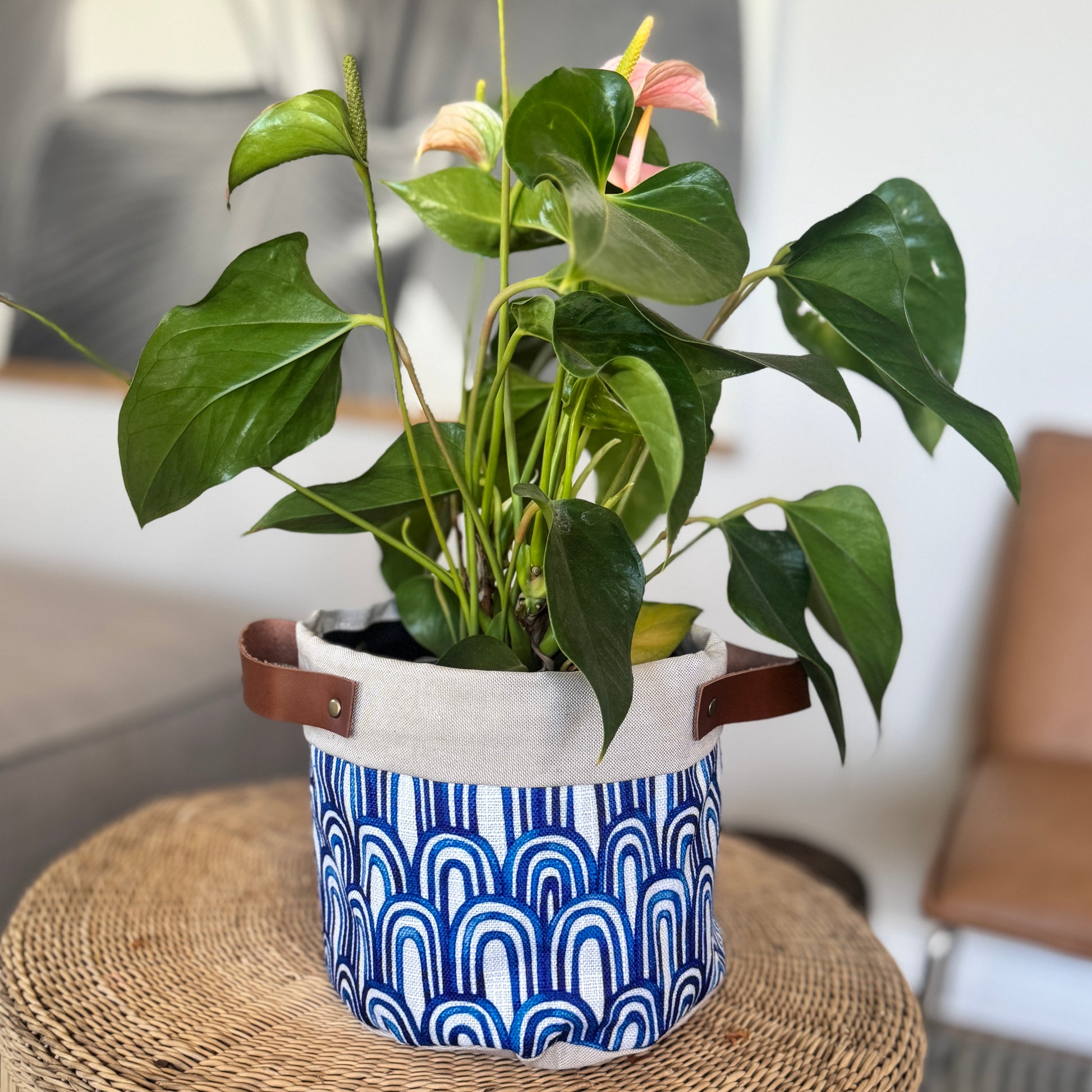 Soft Pot with Leather Handles - Blue Arch