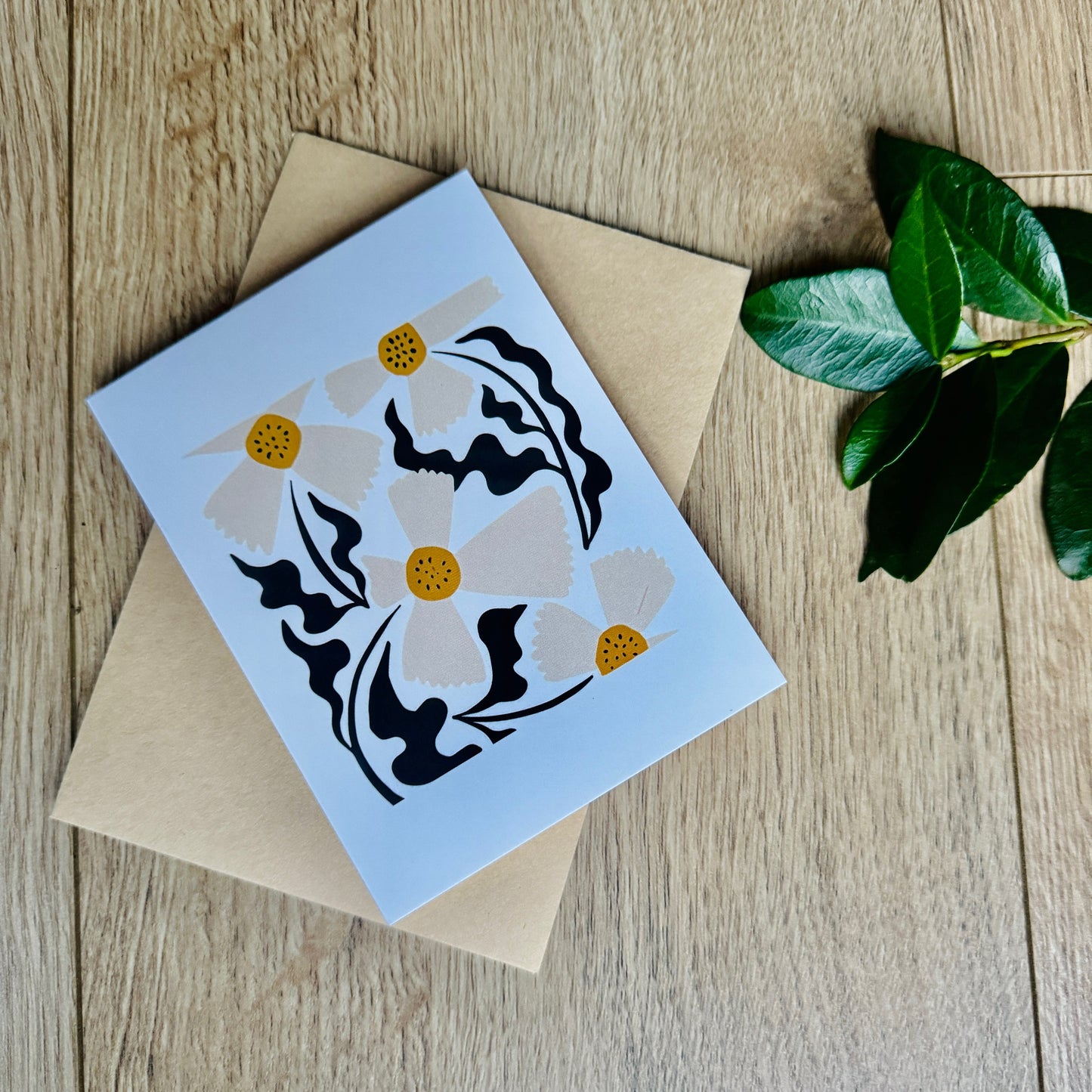 White Daisy Card
