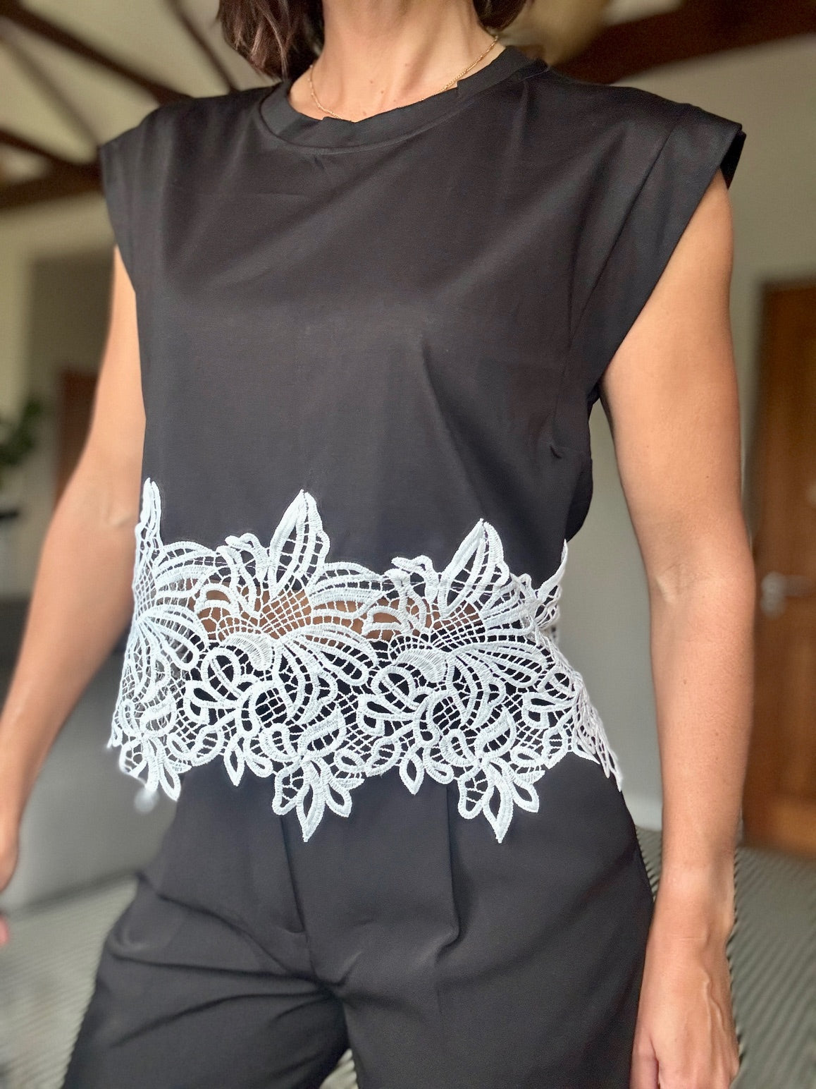 Sleeveless T-Shirt with Lace Bottom