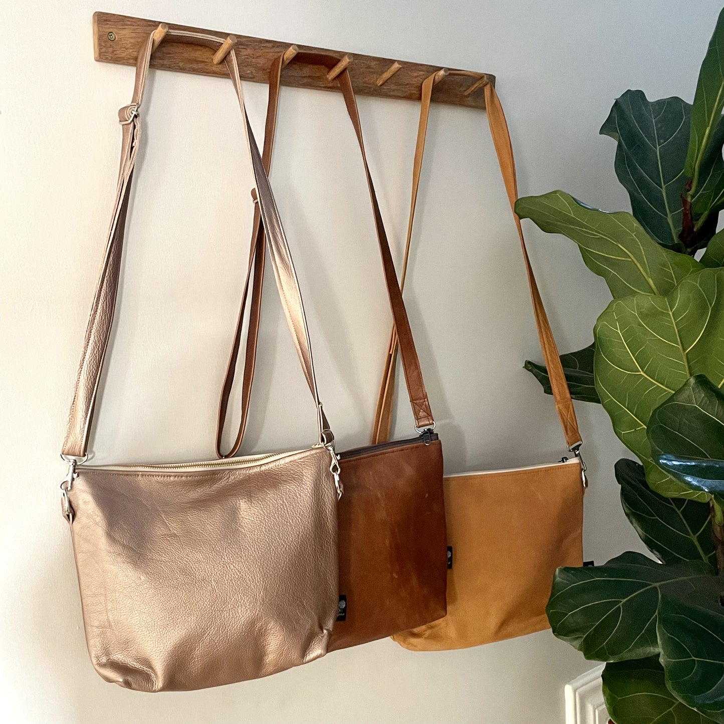 Leather Sling Bags -Stowe - iszi ONLINE
