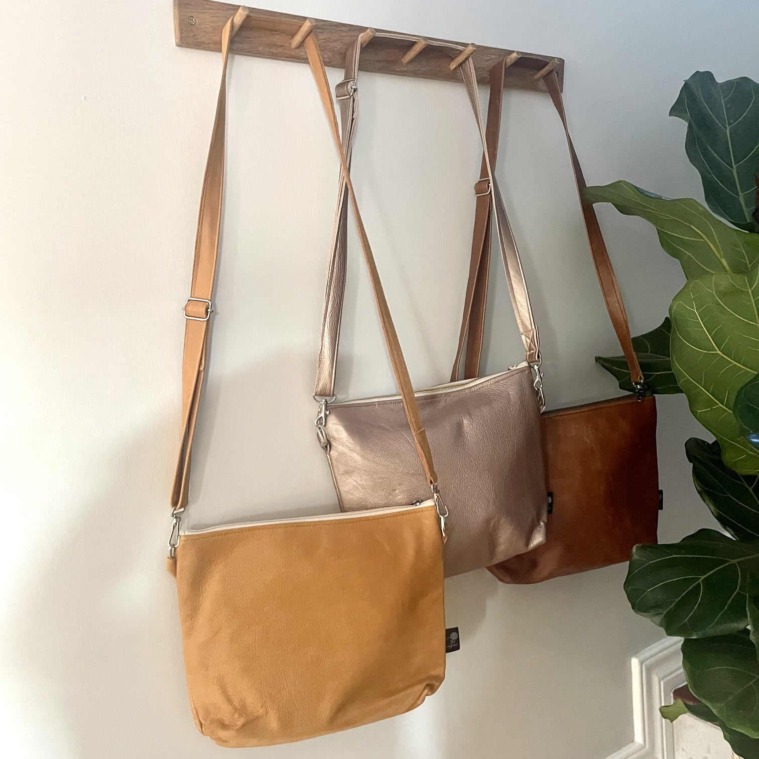 Leather Sling Bags -Stowe - iszi ONLINE