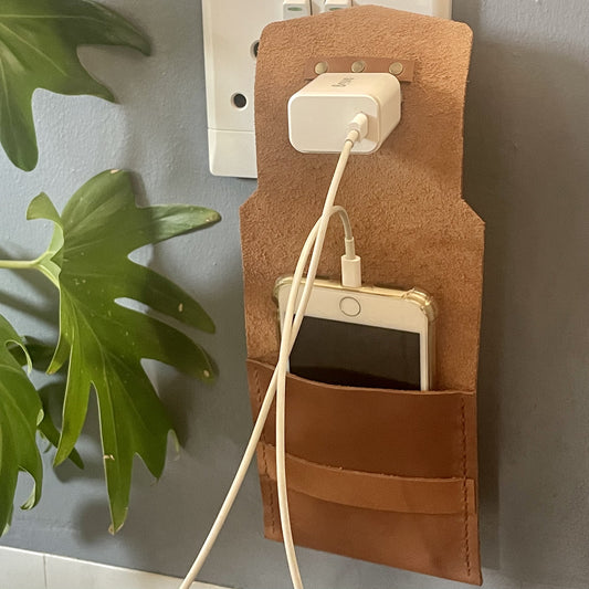 Leather Cellphone Charger Pouch - iszi ONLINE