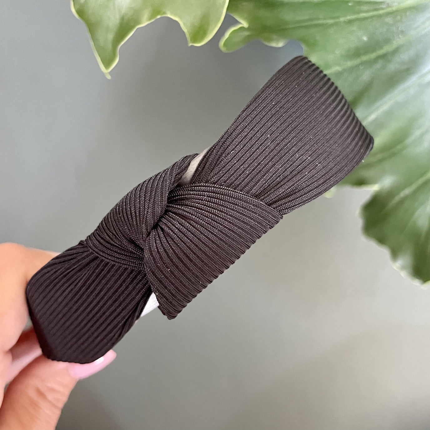 Black knot Alice Band