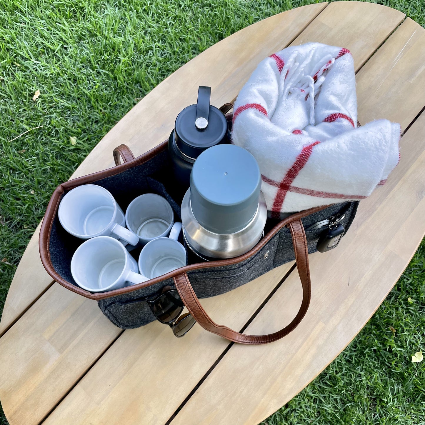 eco-friendly picnig tote