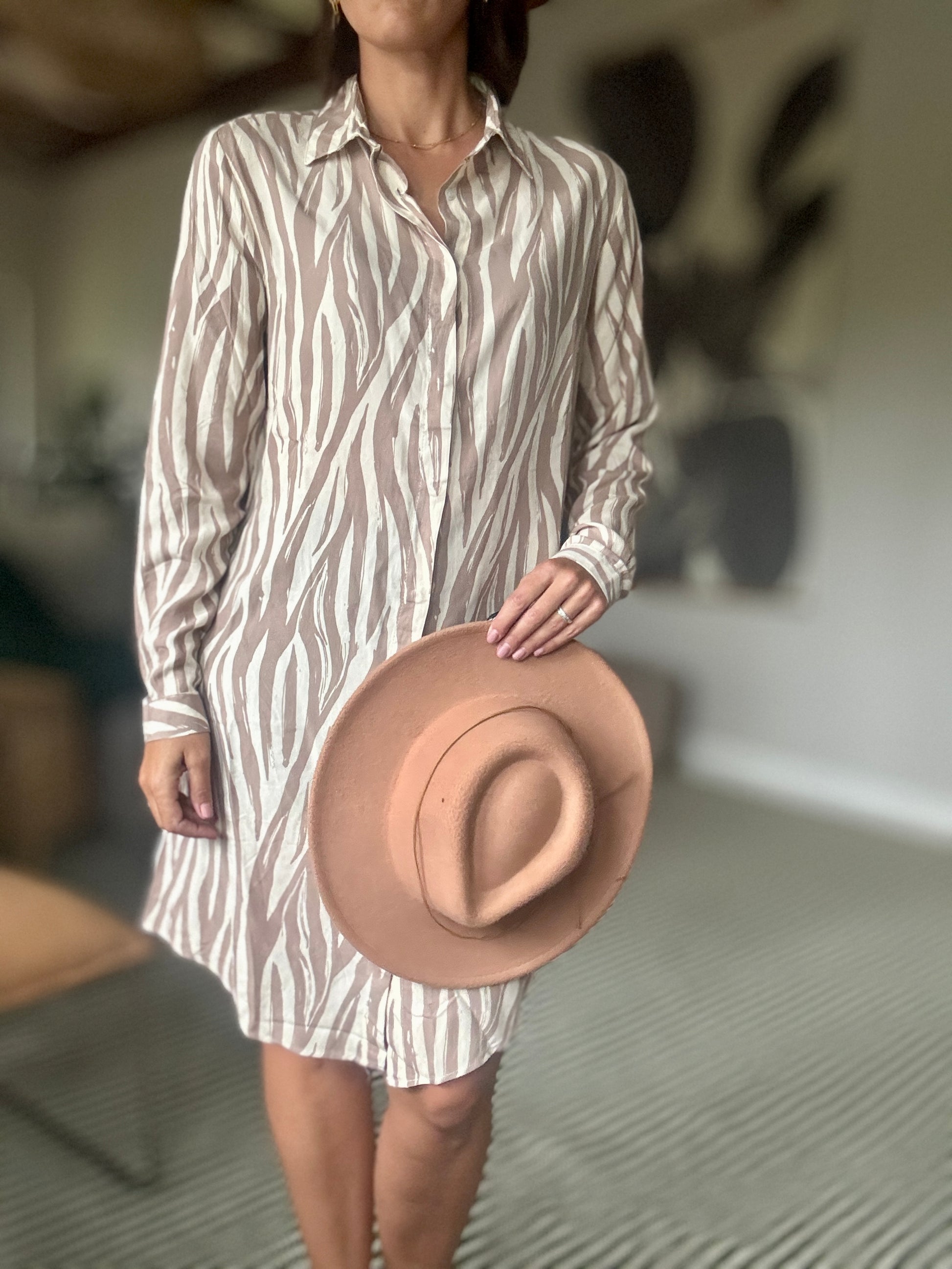 Midi Shirt Dresses in Cappuccino and Beige