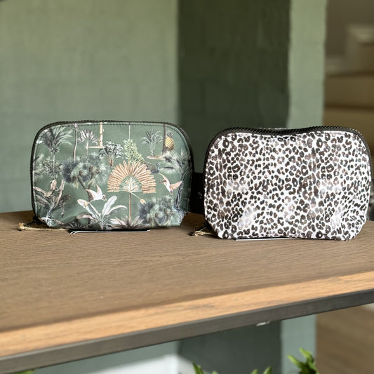 Cosmetic Pouch - iszi ONLINE