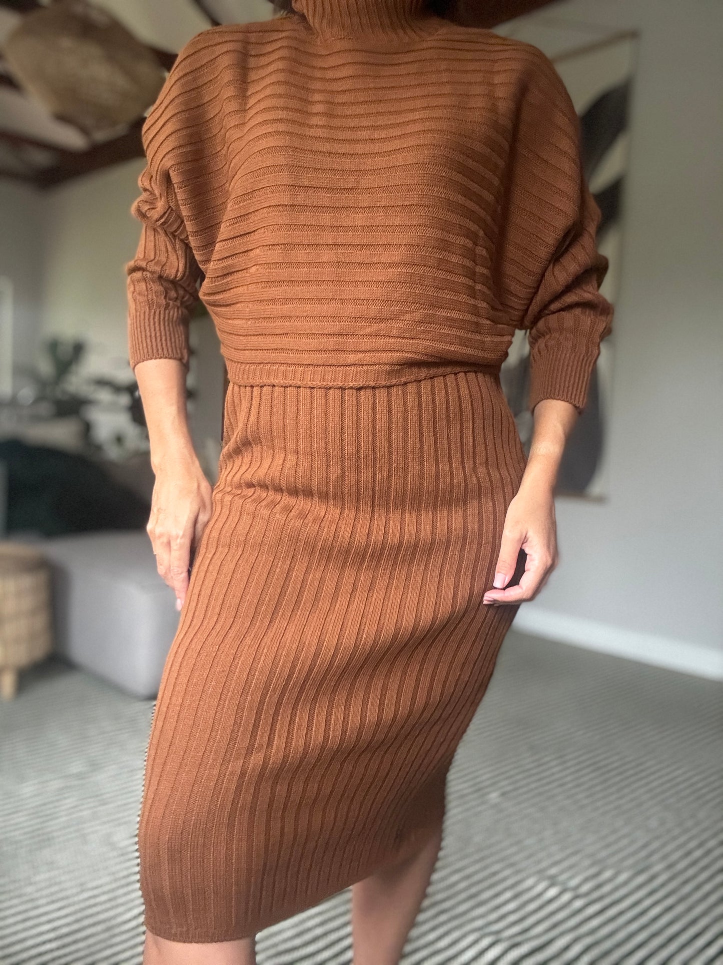 Rust knit dress with jersey
