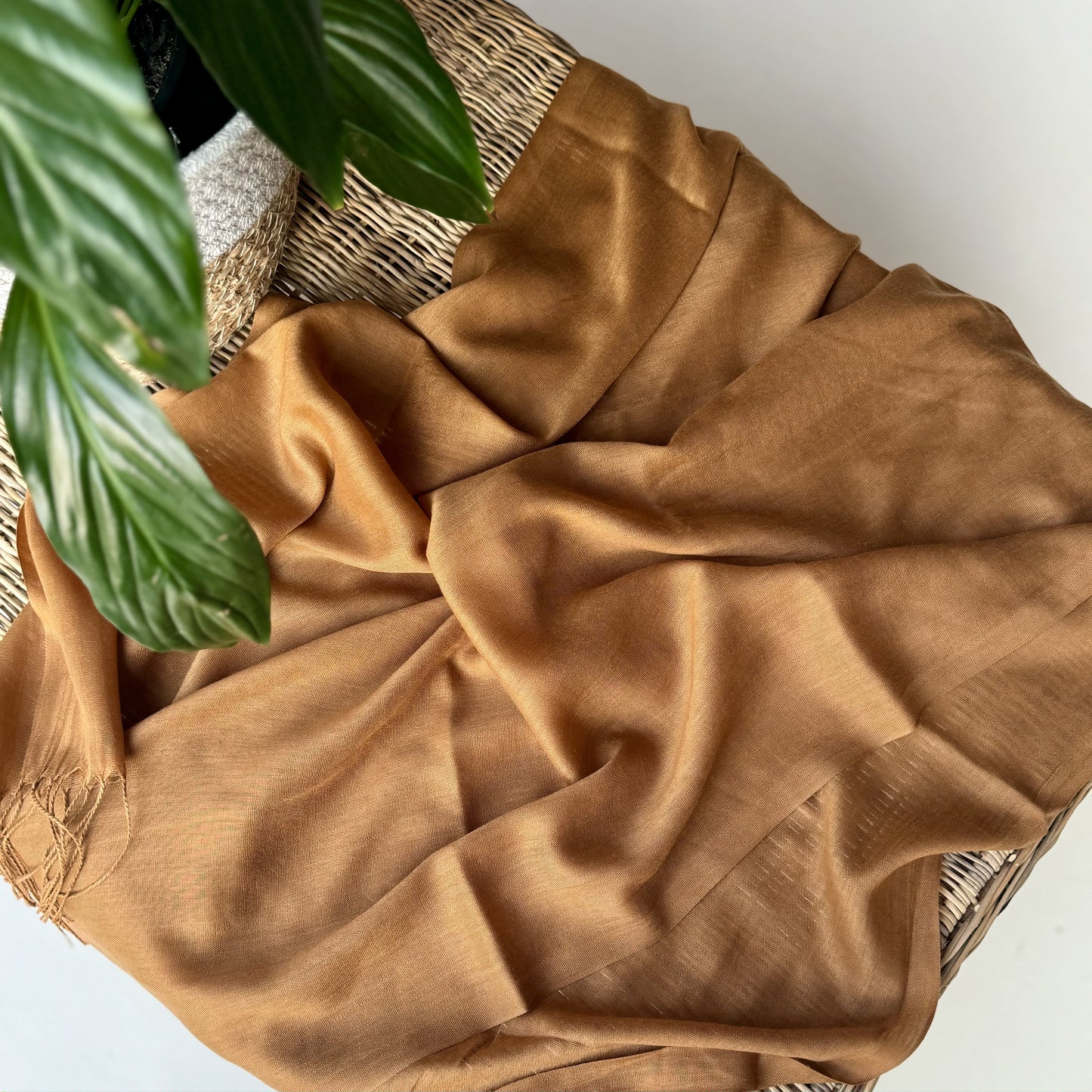 Rich Caramel Scarf - iszi ONLINE