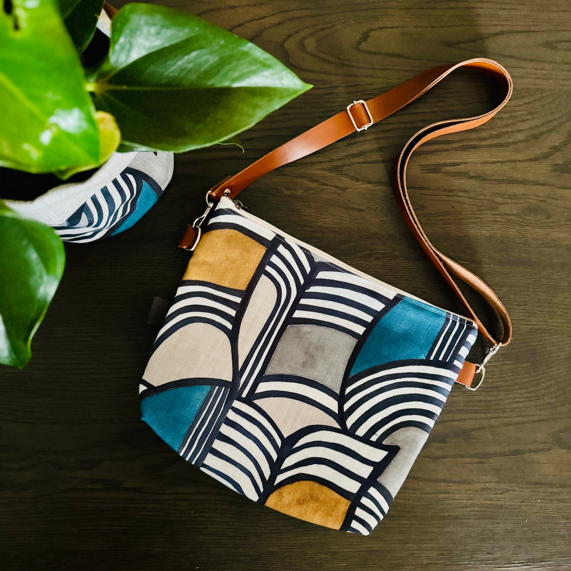 Fabric Sling Bags -Stowe - iszi ONLINE