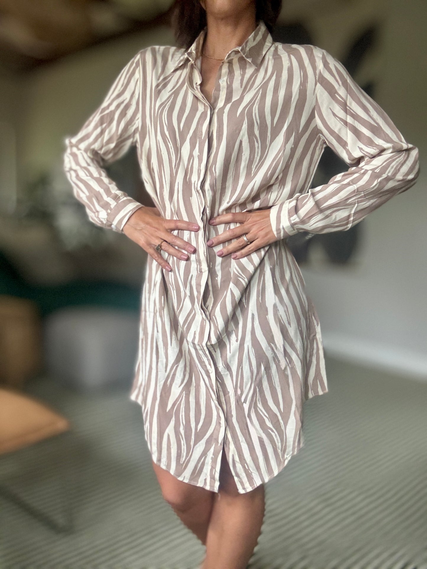 Midi Shirt Dresses in Cappuccino and Beige