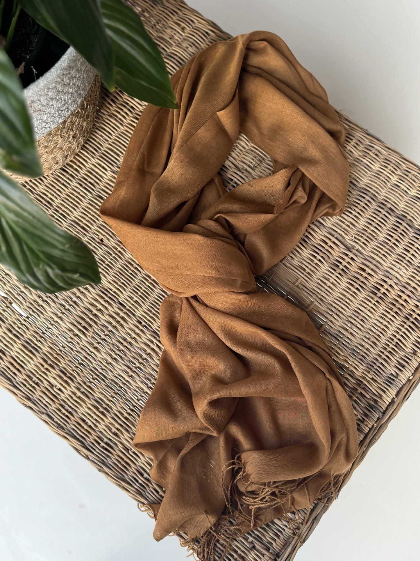 Rich Caramel Scarf - iszi ONLINE