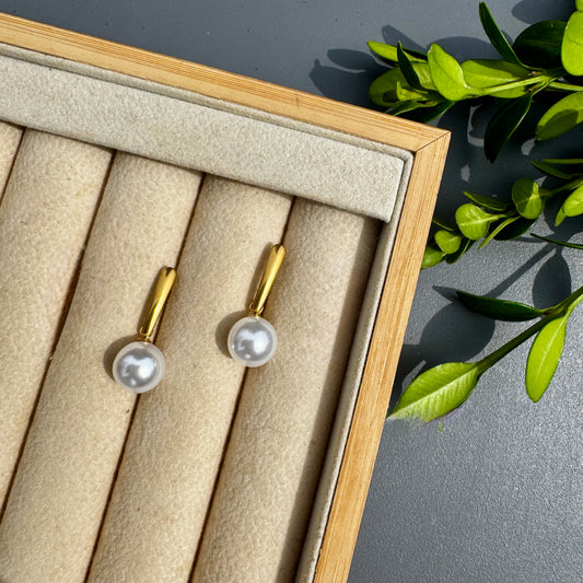 Elegant Pearl and Gold Earrings