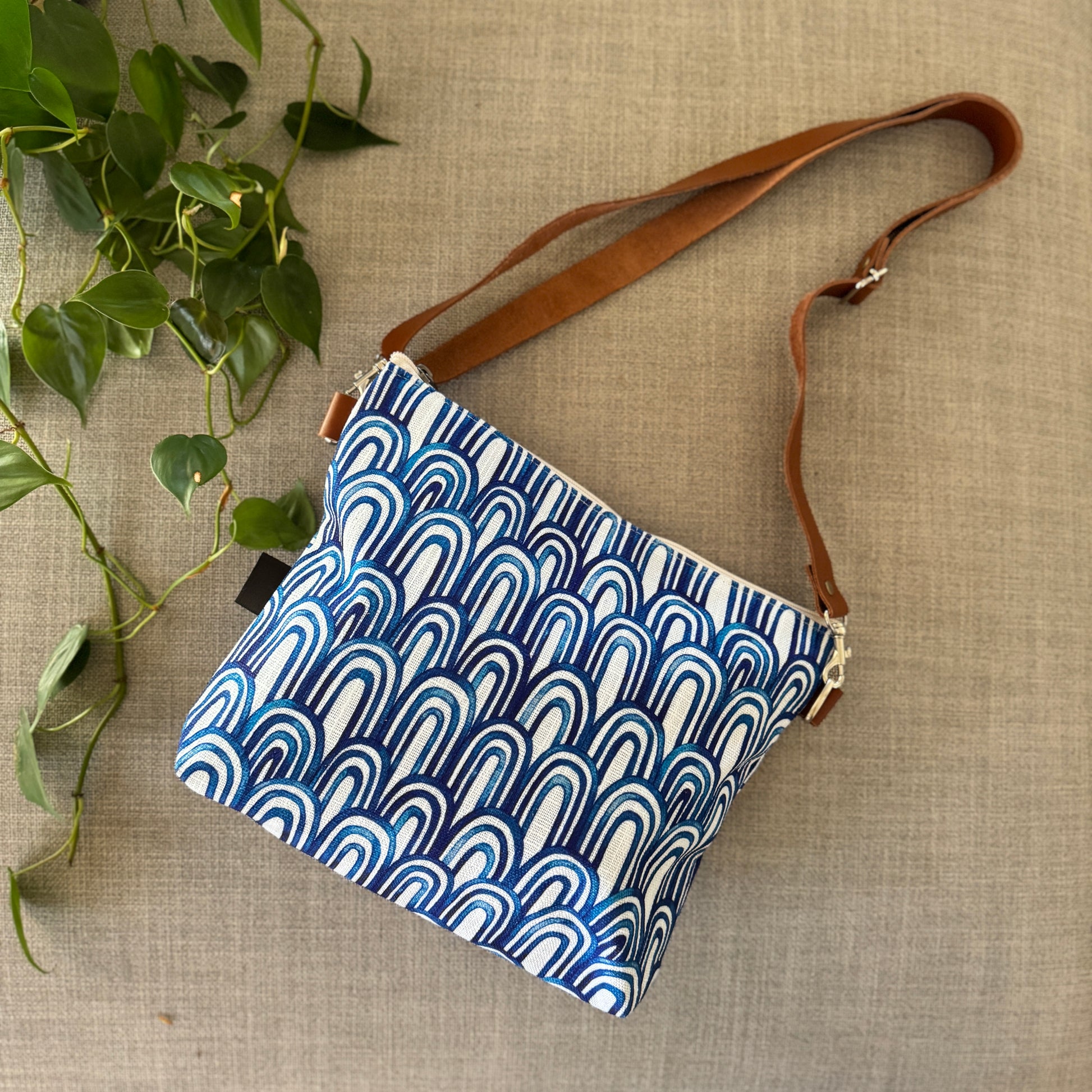 Blue Arch Stowe Bag