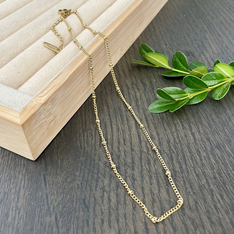 Small Knot Necklace - iszi ONLINE