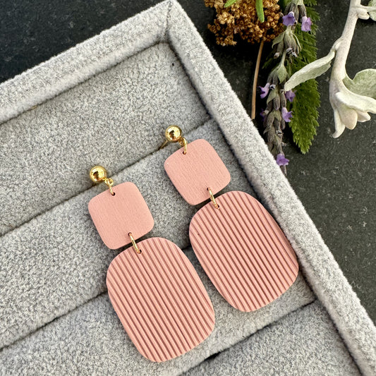 Blush Dangling Earrings - iszi ONLINE