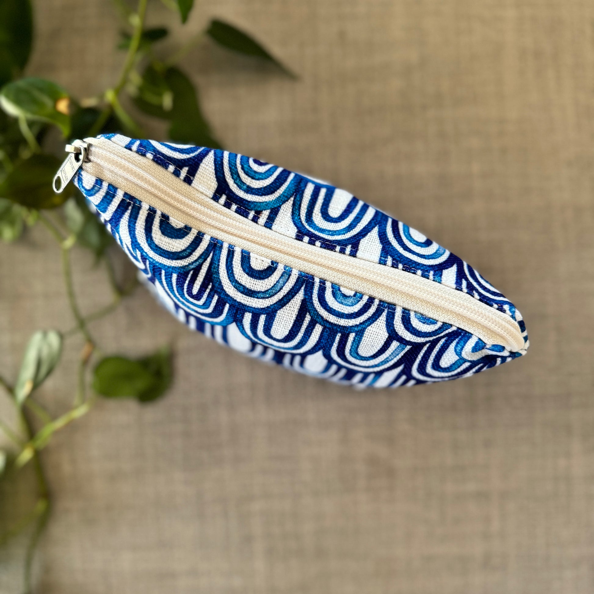 Toiletry Bags in Blue arch and Chalford