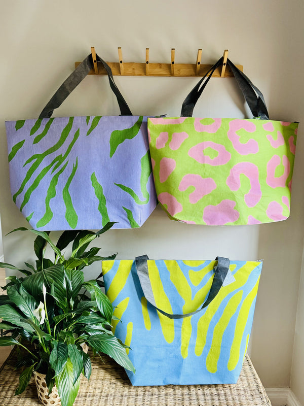 Dazzle Maxi Beach Bags