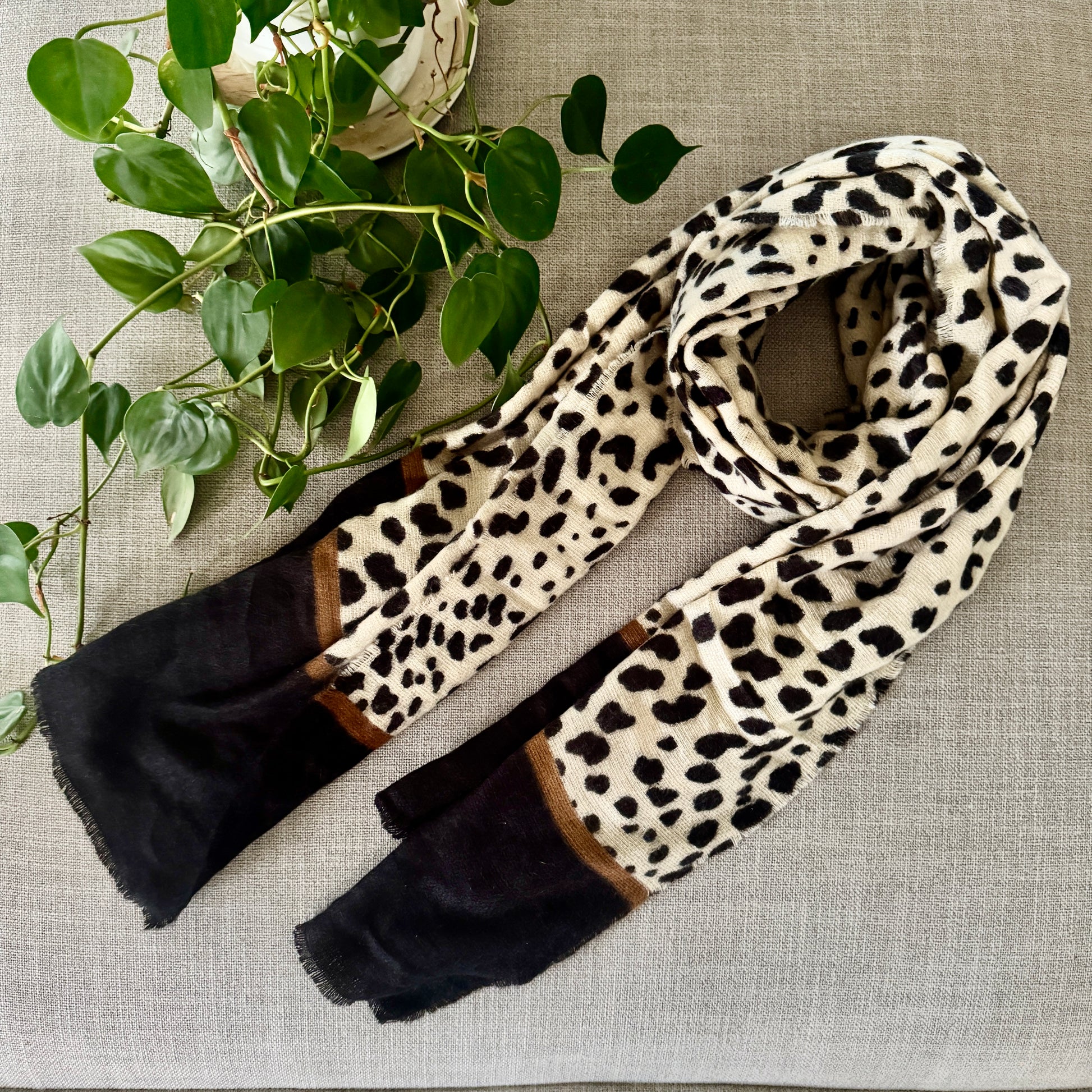Leo Safari Scarf