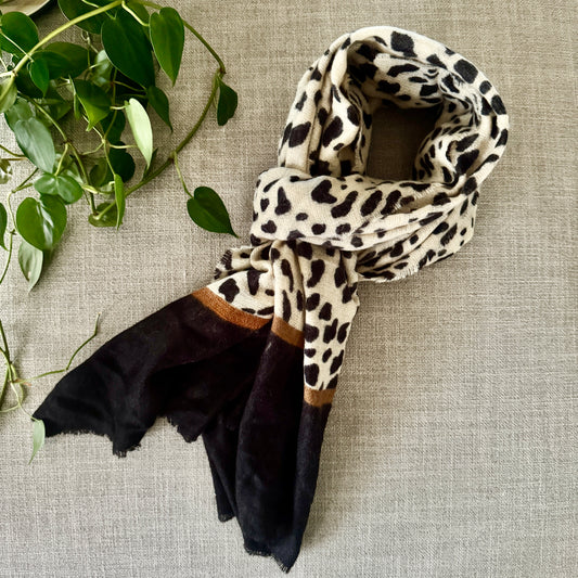 Leo Safari Scarf