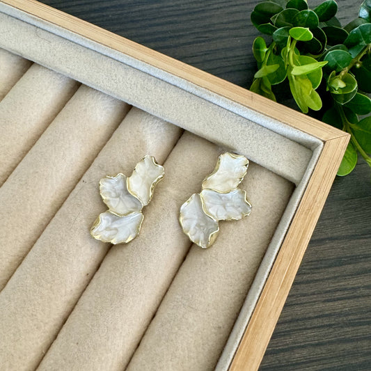 Petal Stud Earrings - iszi ONLINE