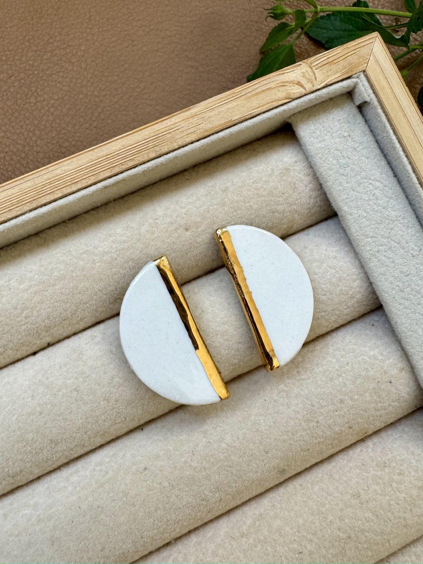 Halfmoon Studs - White and Gold - iszi ONLINE