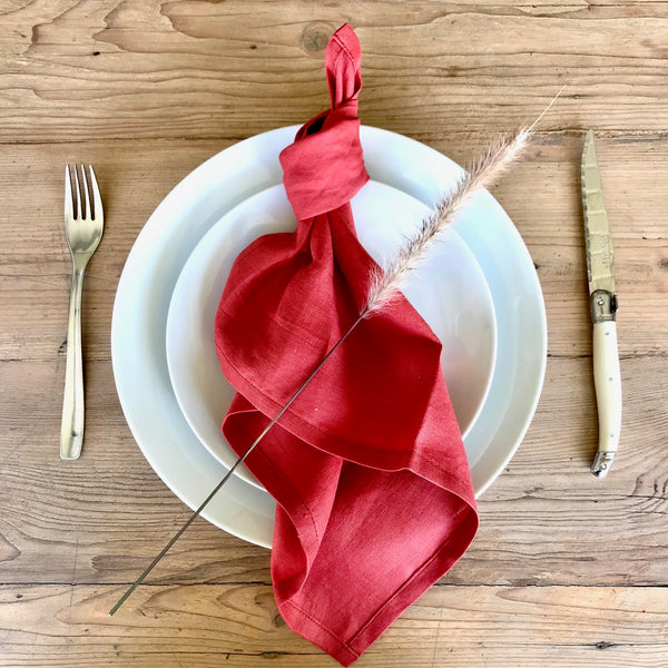 Red cloth deals napkin