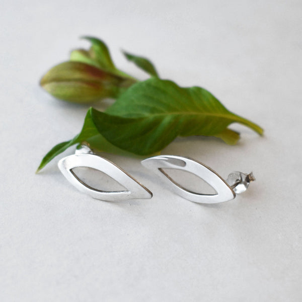Silver stud earrings - Leaf