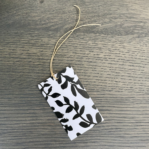 Leaves gift tag