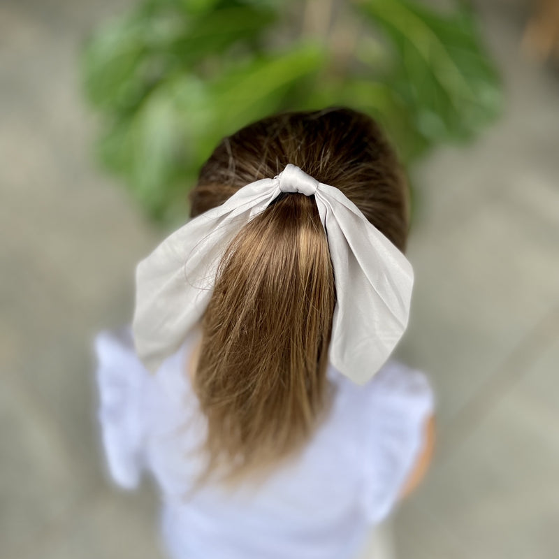 White Hair bow tie