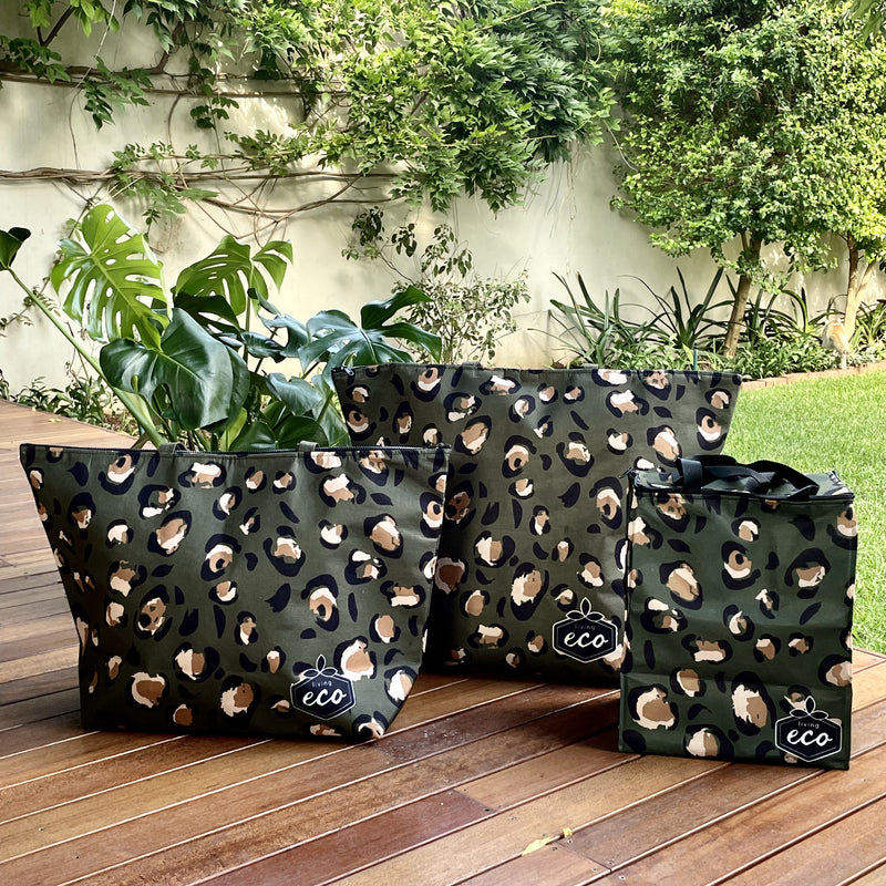 Large, Medium and Cooler Bags in Spot Print