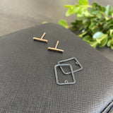Line with Black Square Stud Earrings